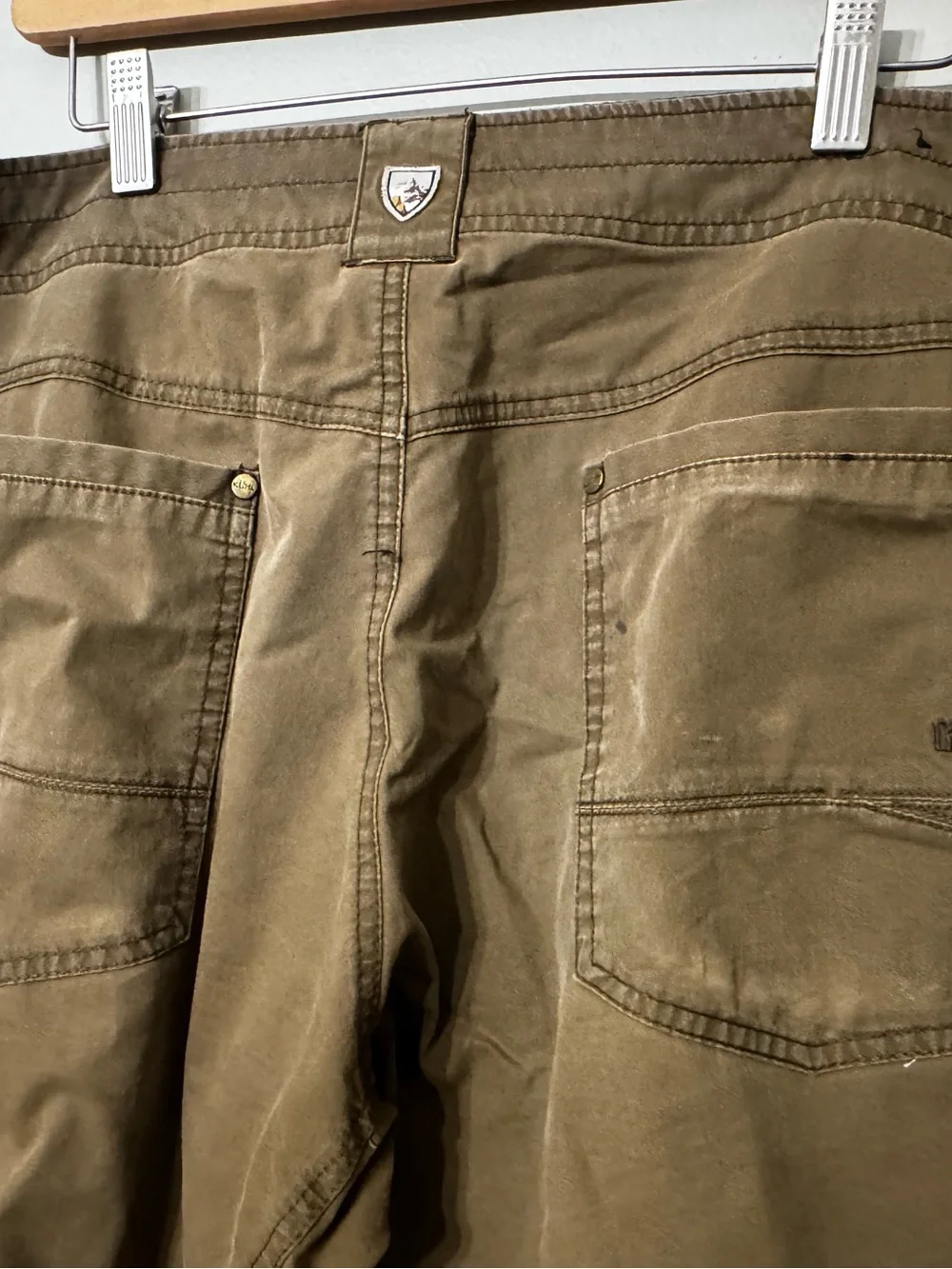 KUHL Revolver Pants Men 38x30 khakis Brown Hiking Outdoor Cargo Vintage Patina